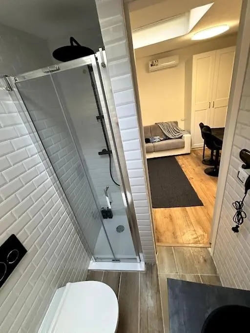 Kingbed, B&B Vicino Al Centro 维罗纳 公寓